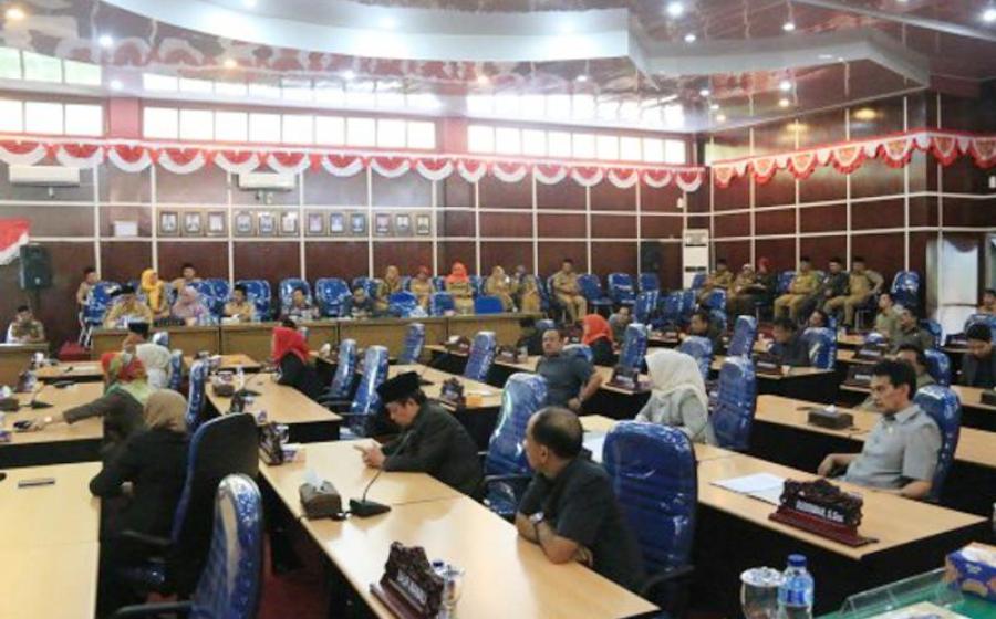 Rapat paripurna DPRD Kota Bengkulu