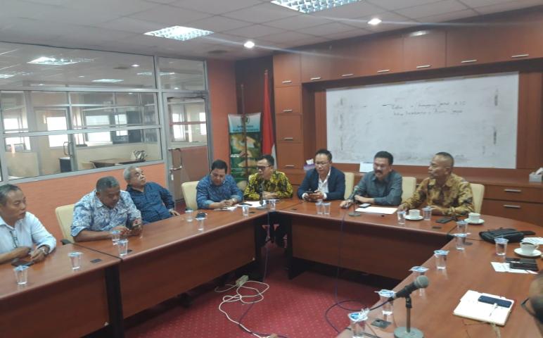 Nasional