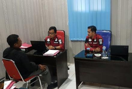 hukum 