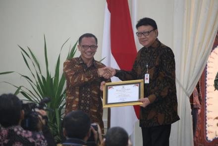 nasional