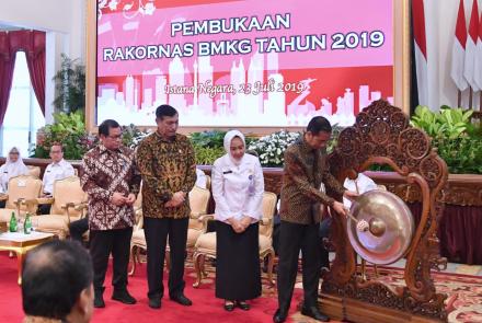 Nasional