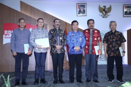 Nasional