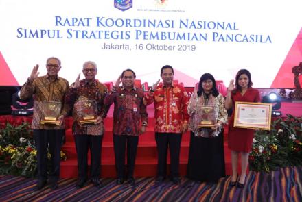 Nasional