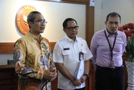 Nasional