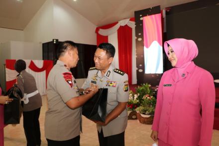 Hukum