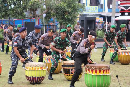 Hukum 