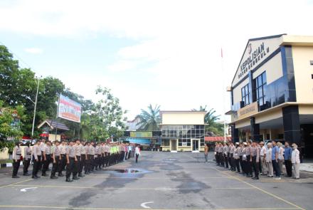 Hukum