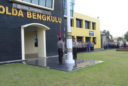 Hukum