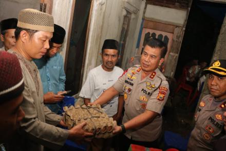 Hukum