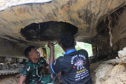 Satgas TMMD Perbaiki Kerusakan Alat Berat