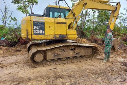 Kegiatan Fisik TMMD di Gunung Mas Sempat Terkendala Cuaca