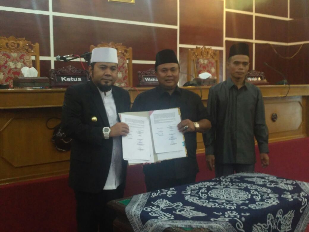 rangkaian paripurna DPRD 