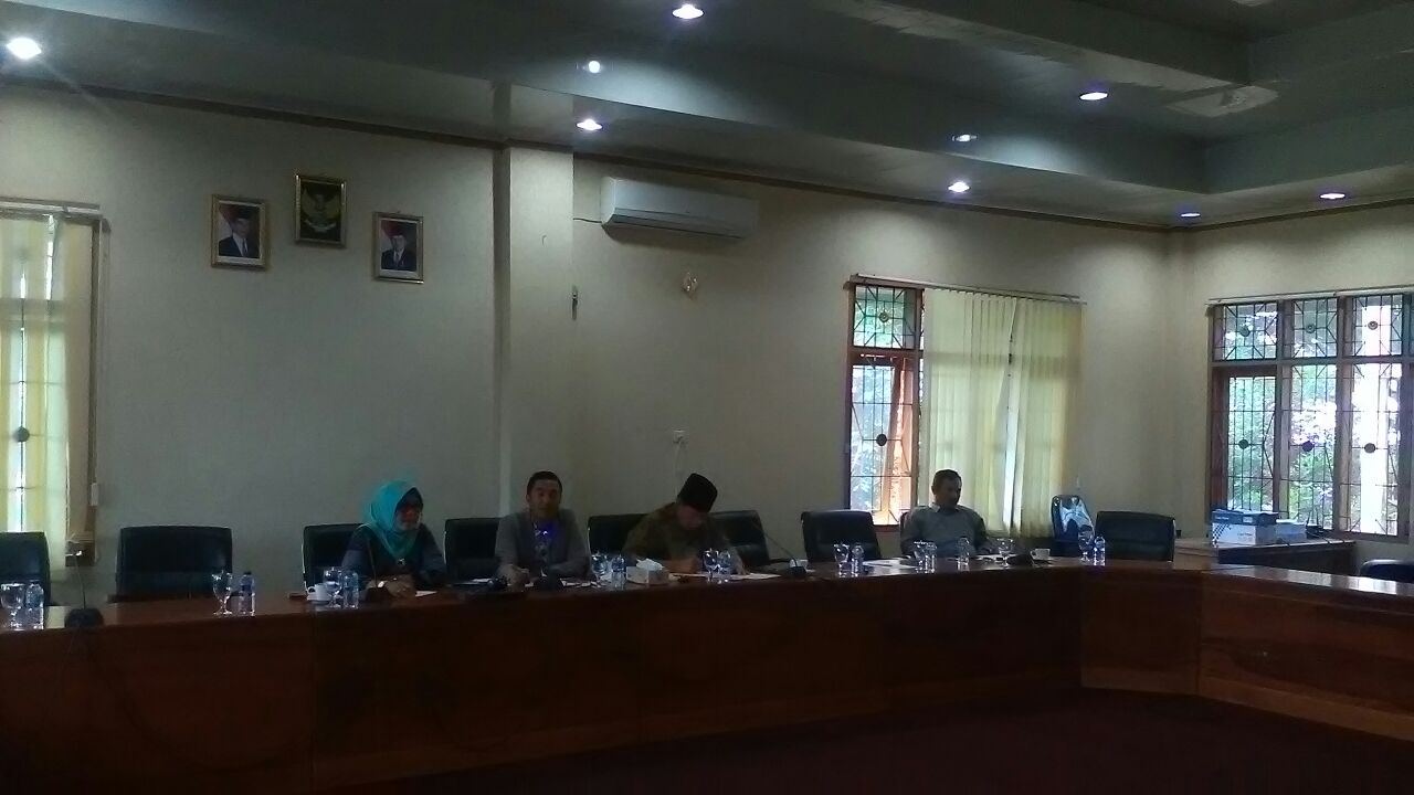 Hearing Pansus Aset dengan warga Bentiring