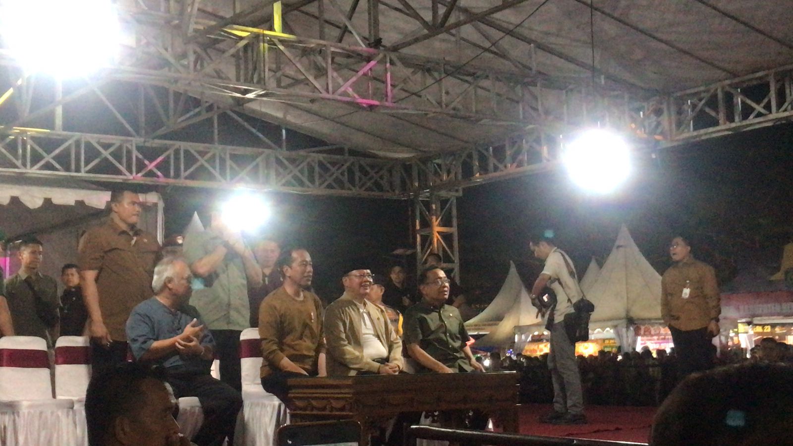  Presiden Jokowi saat Hadir di Festival Tabut 2023