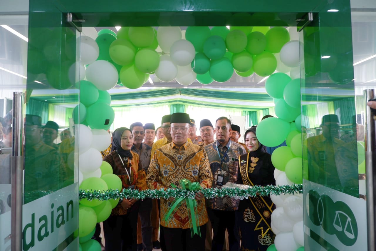Gubernur Bengkulu Rohidin Mersyah