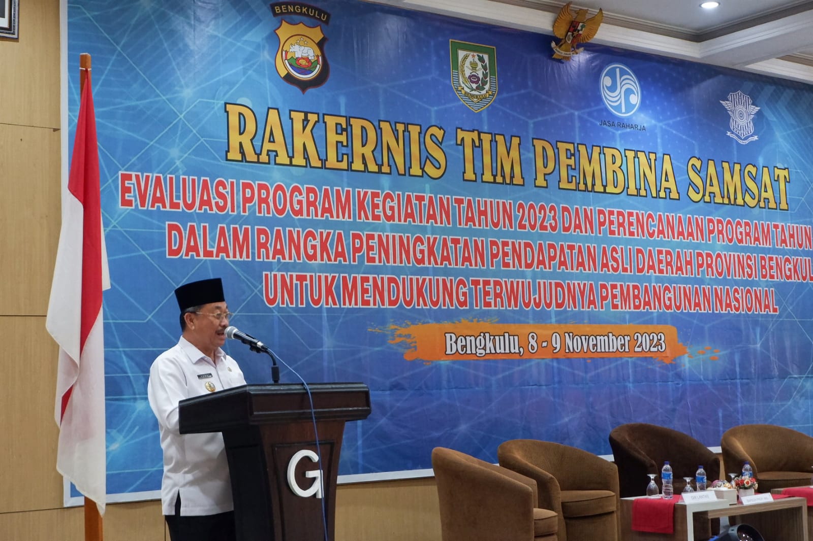 Dongkrak Pendapatan Asli Daerah, Asisten II Hadiri Rakernis Tim Pembina Samsat