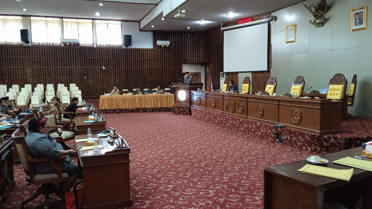  Berikut Jawaban Gubernur Rohidin Terhadap Pandangan Umum Fraksi-Fraksi atas Raperda Penanaman Modal dan Perizinan Berusaha