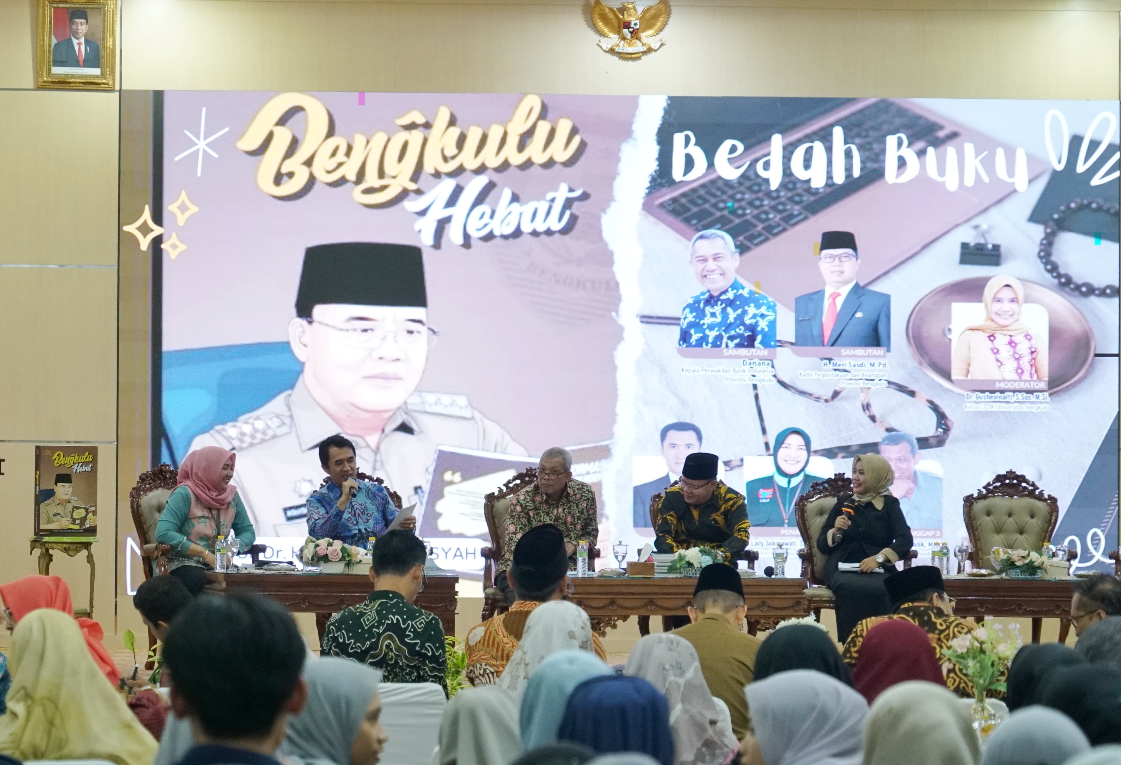 Hadiri Bedah Buku Bengkulu Hebat, Gubernur Rohidin: Merubah Stigma Negatif