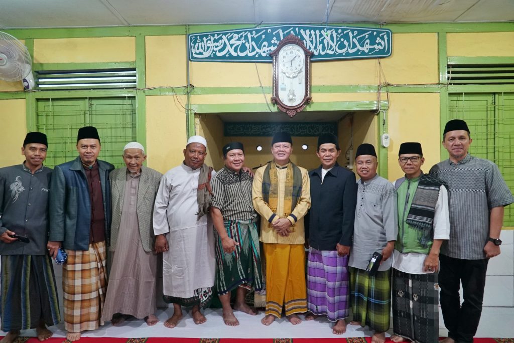 Gubernur Rohidin Lakukan Peletakan Batu Pertama Musala Ibnu Sabil Rejang Lebong