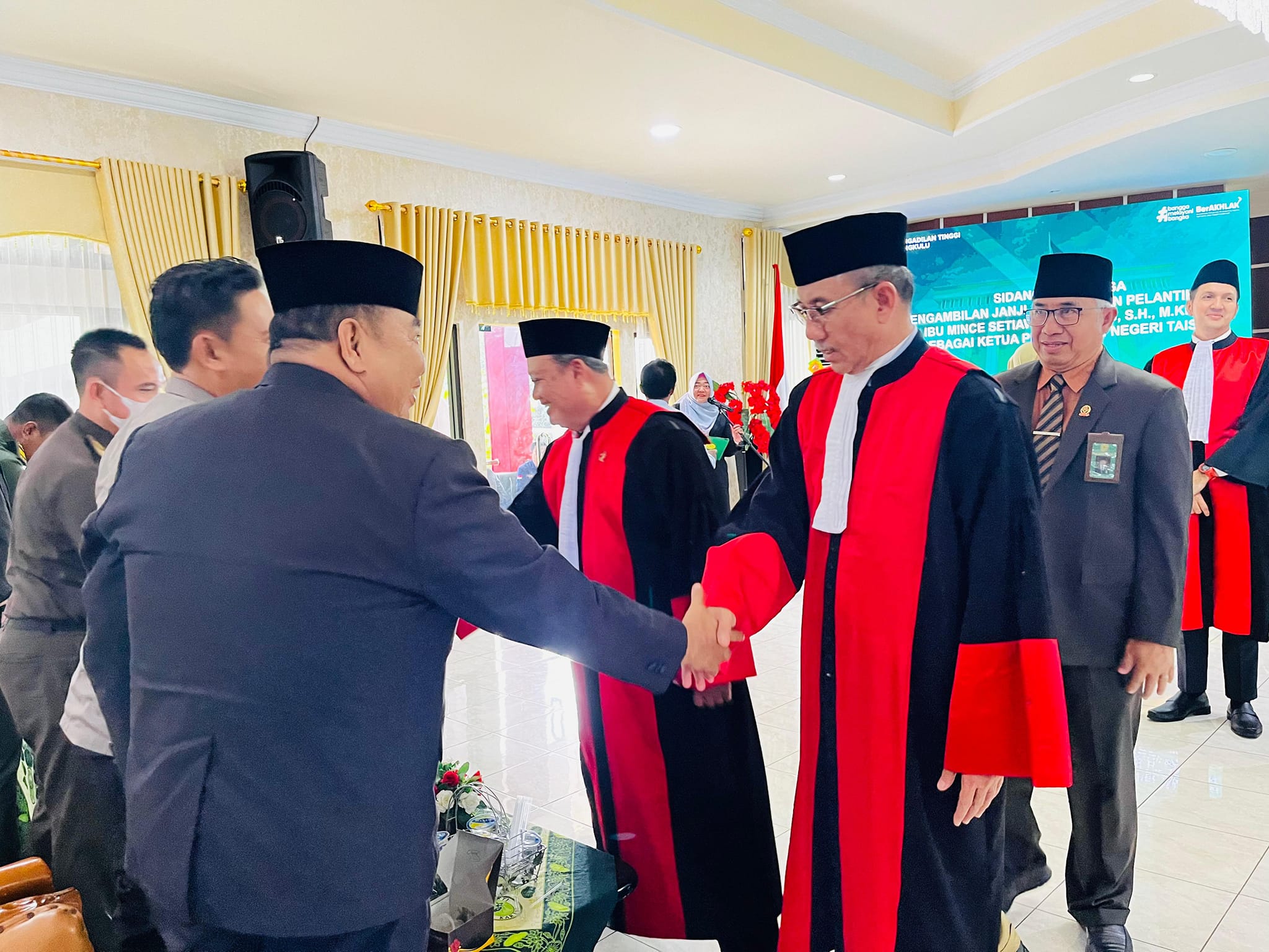 Staf Ahli Suardi Hadiri Pisah Sambut Ketua Pengadilan Negeri Tais