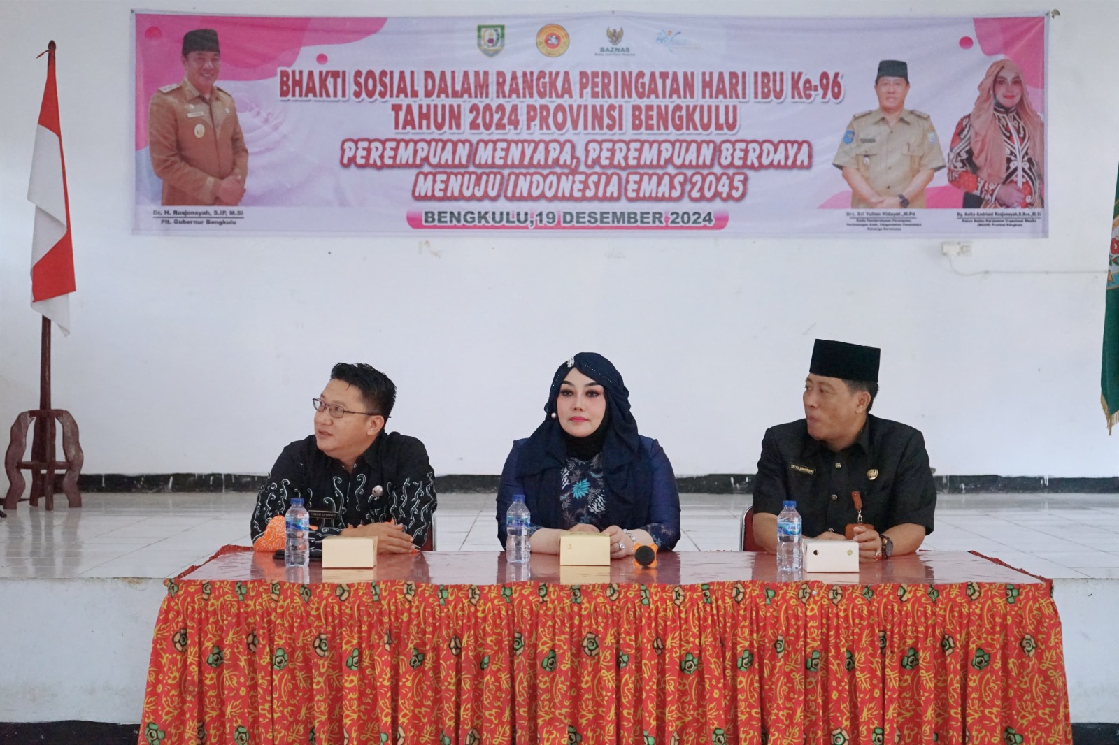 Peringati Hari Ibu ke-96, Ketua BKOW Beri Santunan di Panti Lansia