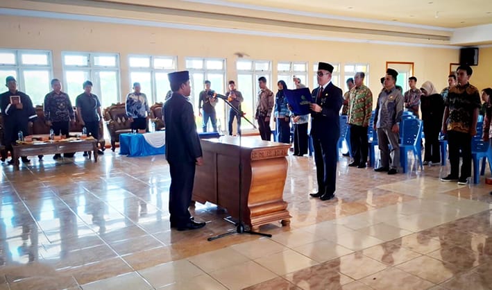 Terima Perintah dari BKN, Bupati Kopli Lantik H. Mustarani Abidin sebagai Sekda Kabupaten Lebong