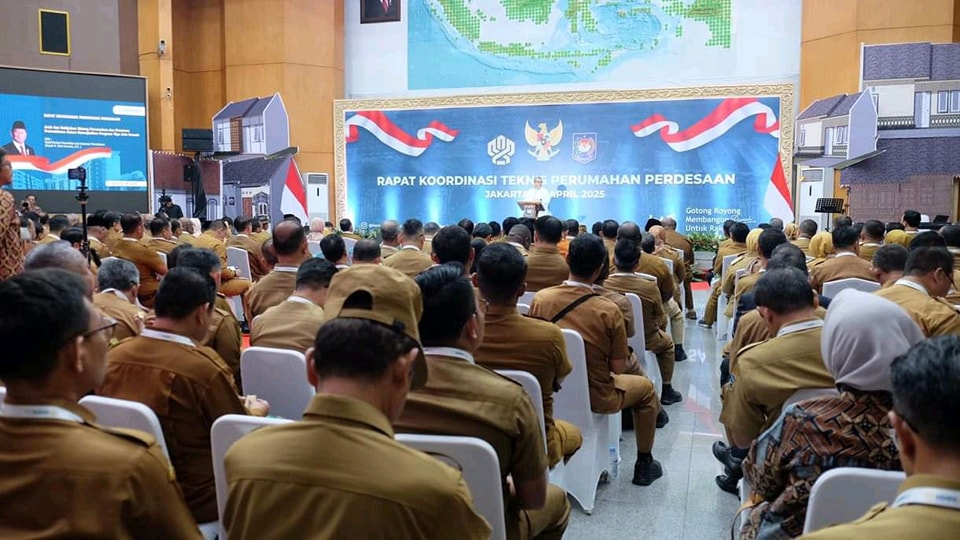 Bupati Bengkulu Selatan Gusnan Mulyadi Hadiri Rakornis Perumahan Pedesaan