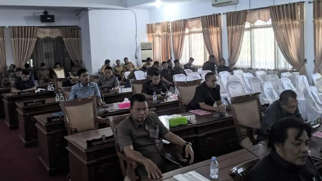 Terhadap 6 Raperda Tahun 2024, DPRD Seluma Gelar Pripurna Agenda Pandangan Fraksi