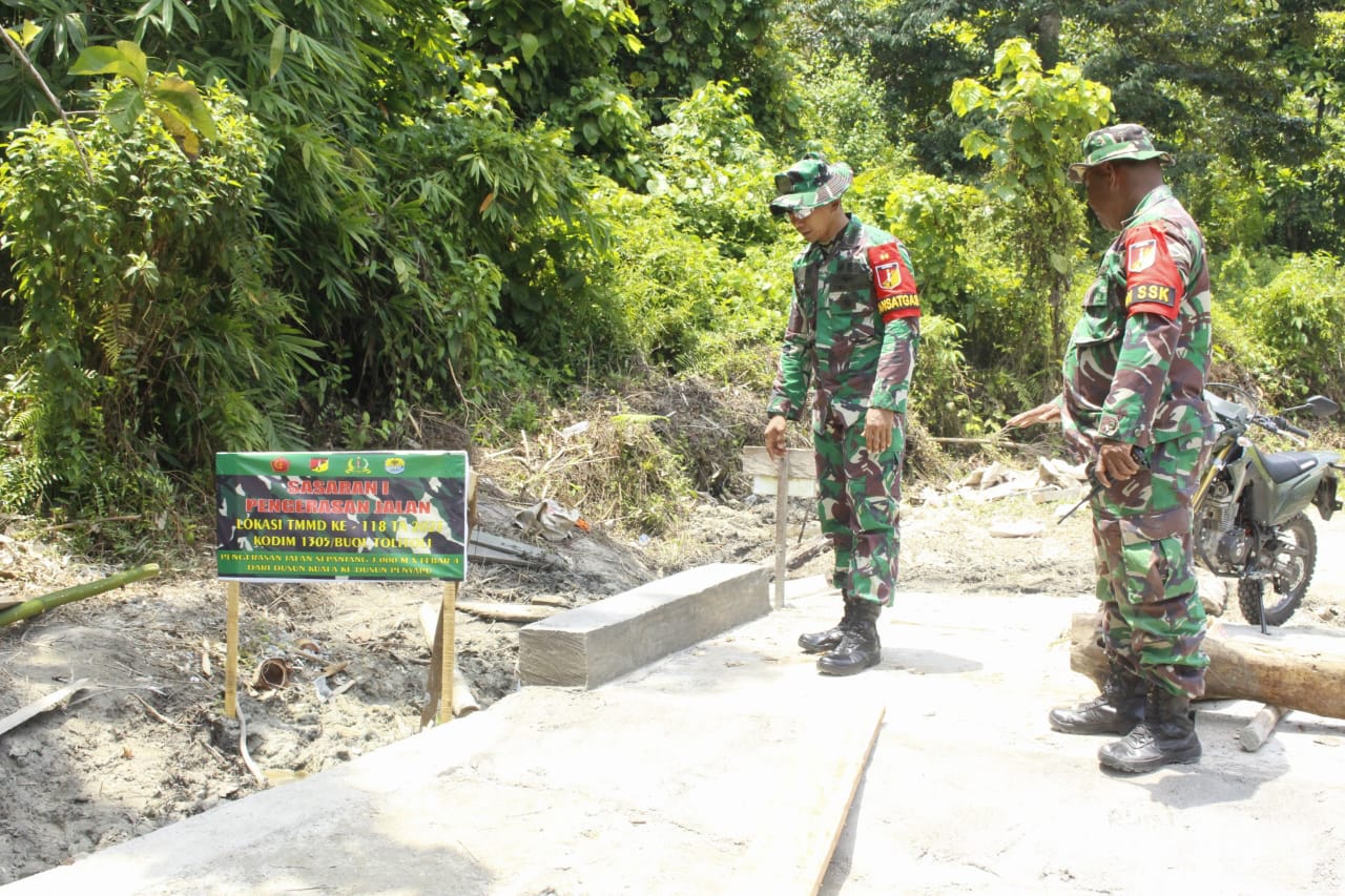 Letkol Inf Dedi Akhiruddin Tinjau pembuatan Plat Duiker