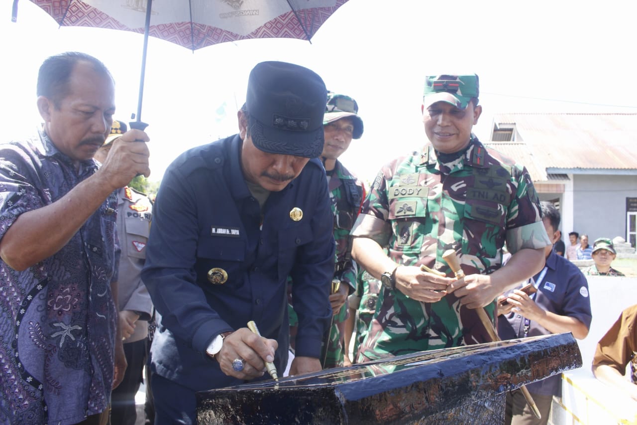 Penandatanganan Prasasti TMMD Ke 118