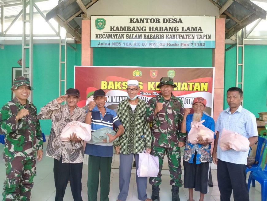 Pembagian Paket Sembako ( Baksos )