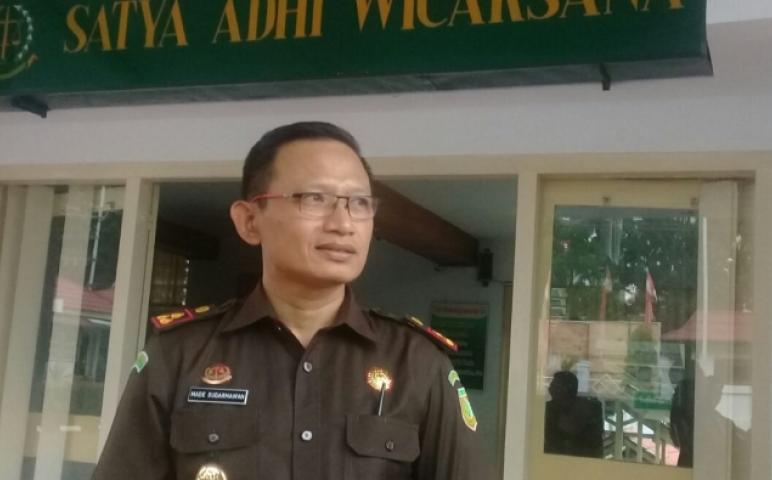 Hukum