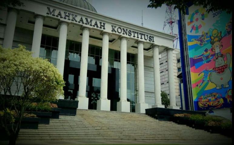 HUKUM