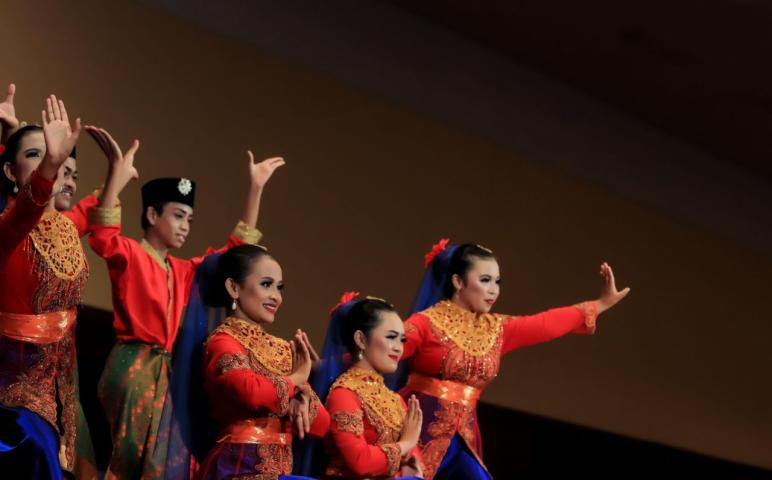 hiburan 