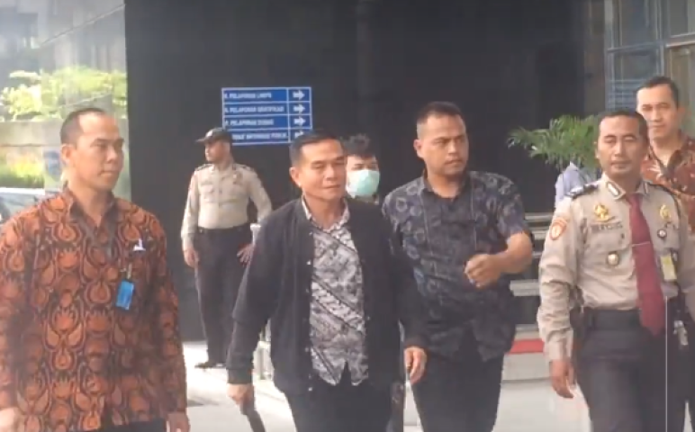 hukum
