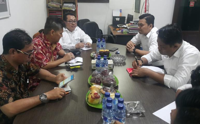 hukum 