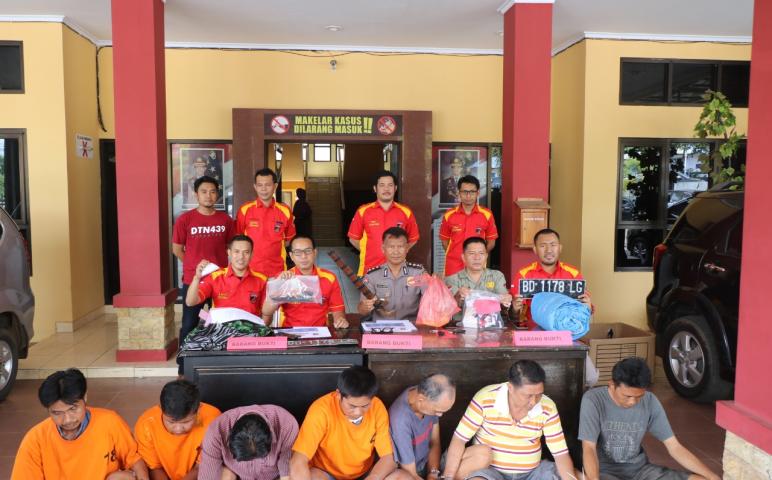 Hukum 