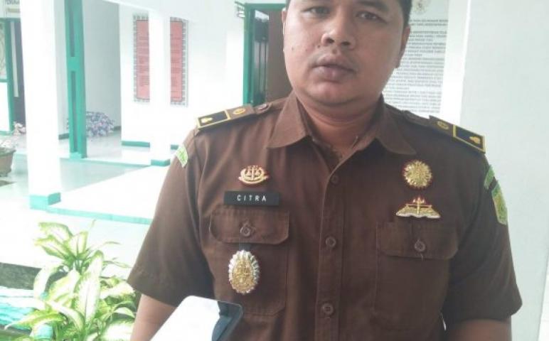 Hukum