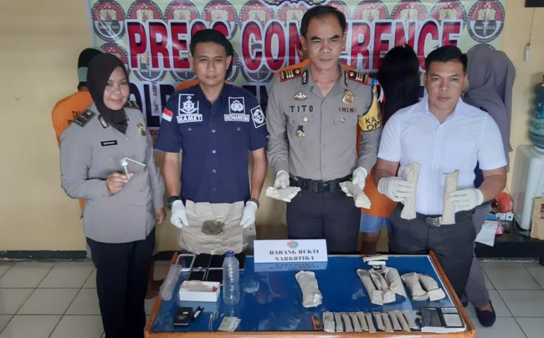 Hukum
