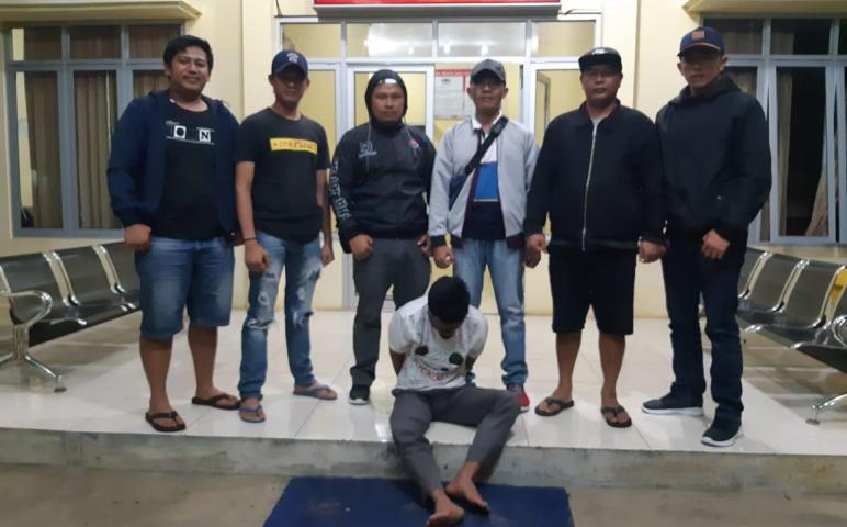 Hukum