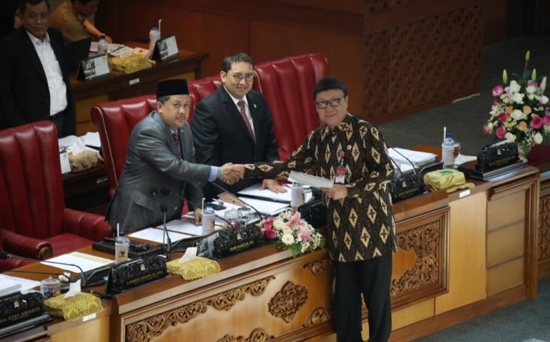 Nasional
