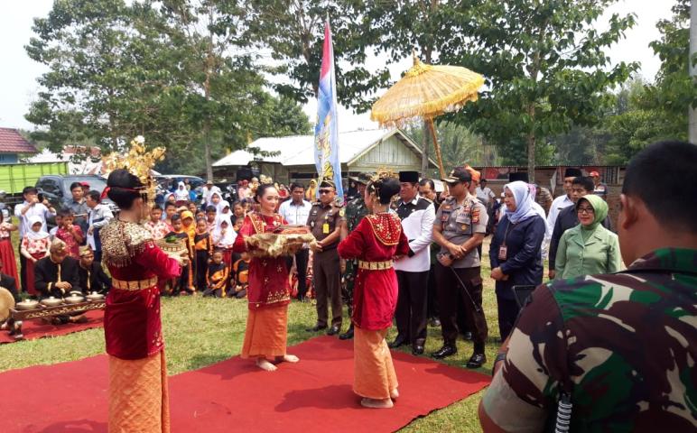 Hukum