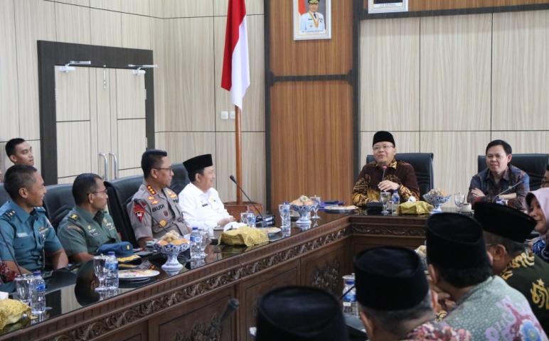 Hukum