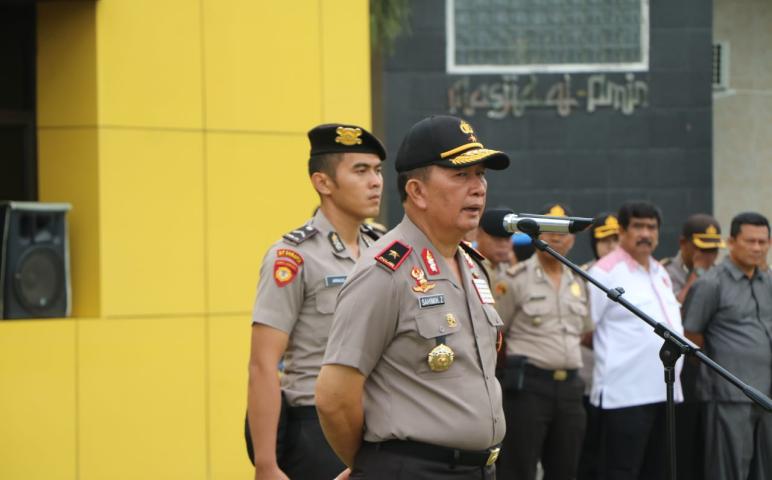 Hukum