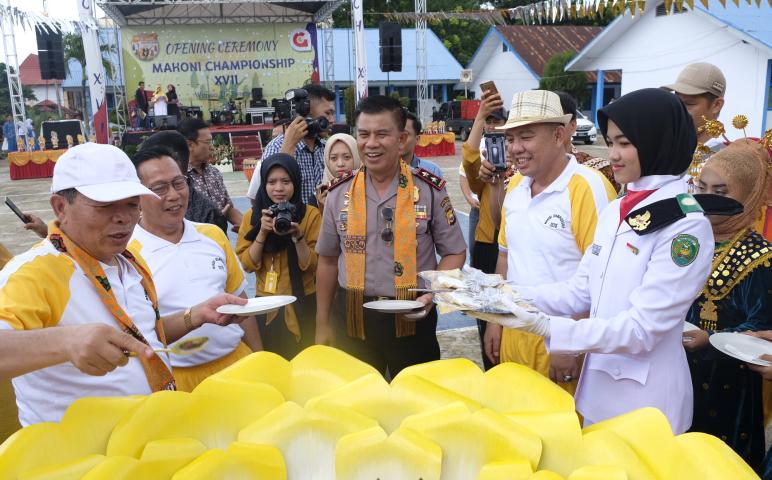 Hukum 