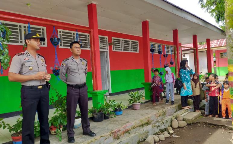 Hukum