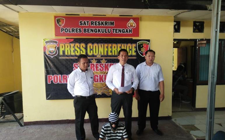 Hukum