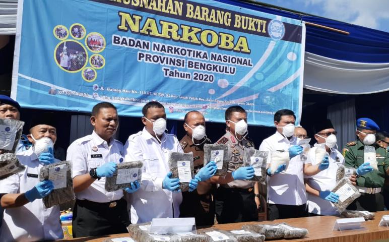 Hukum