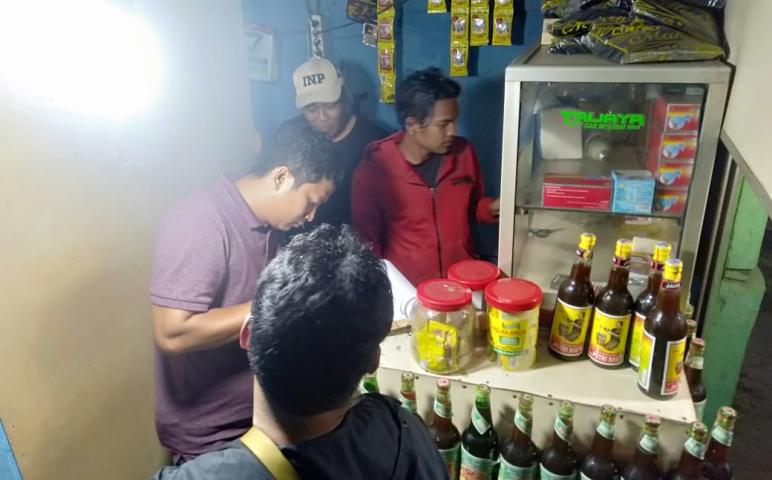 Hukum