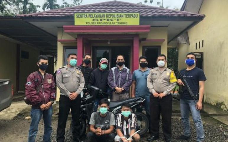 Hukum